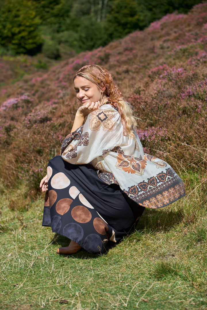 Black Colour - Bcmiriana Triangle Lace Scarf 3643 - Tobacco