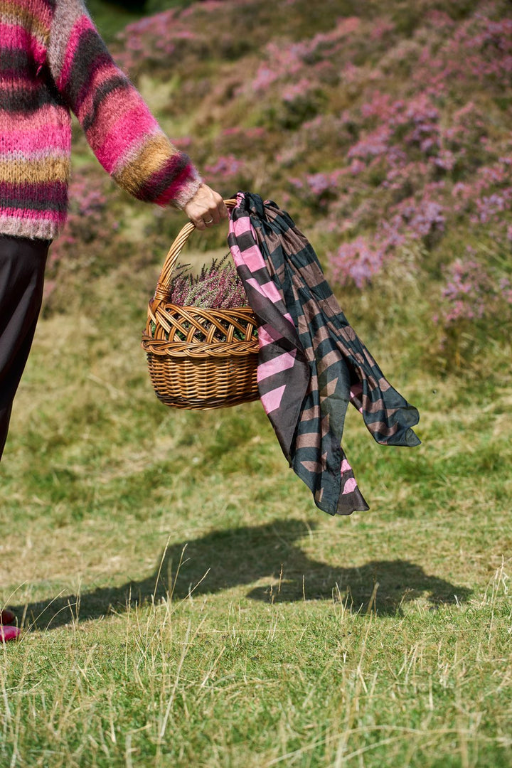 Black Colour - Bcnalira Silk Scarf 208419 - Winter Rose