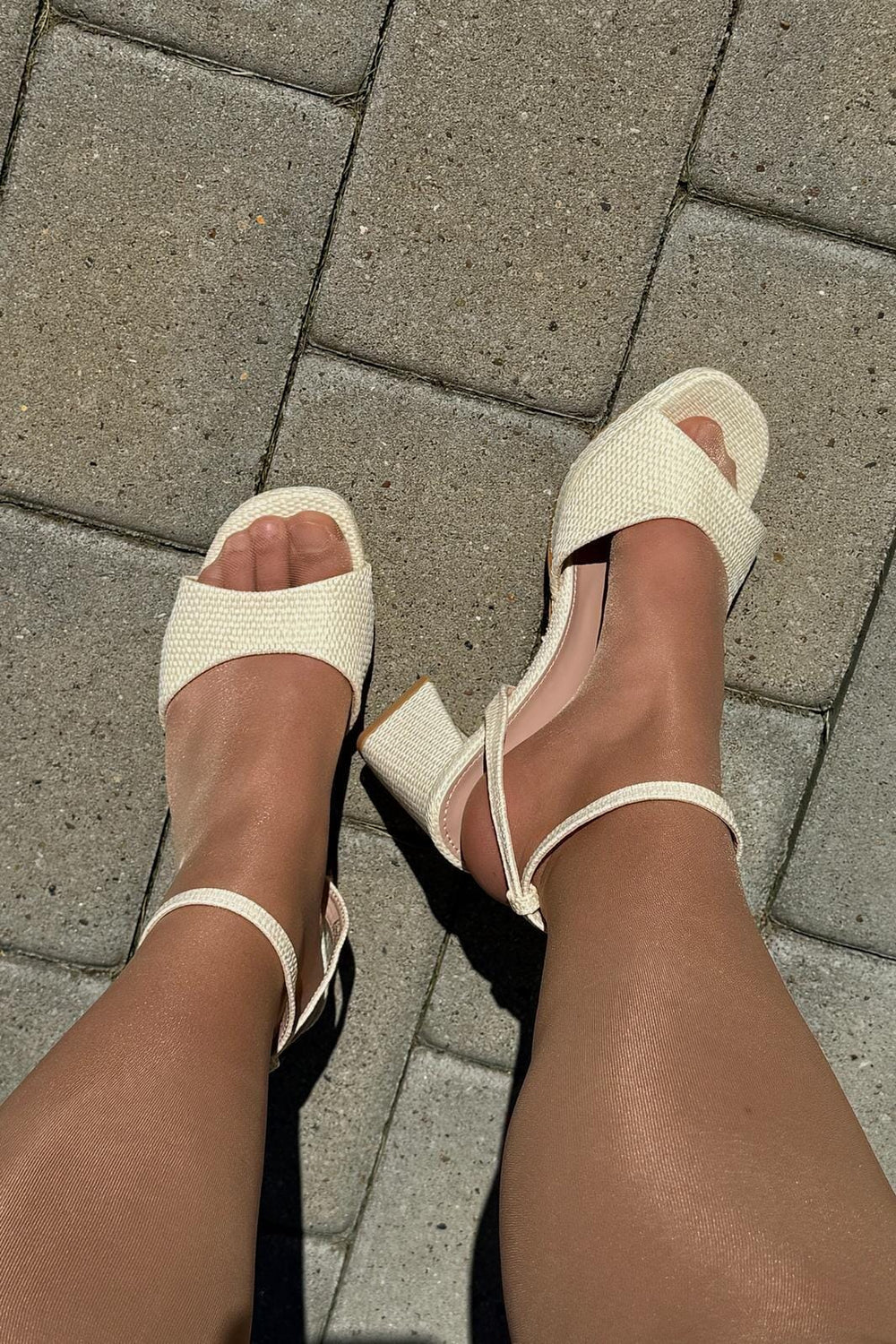 Bloom - Lovise Sandaler - Beige Sandaler