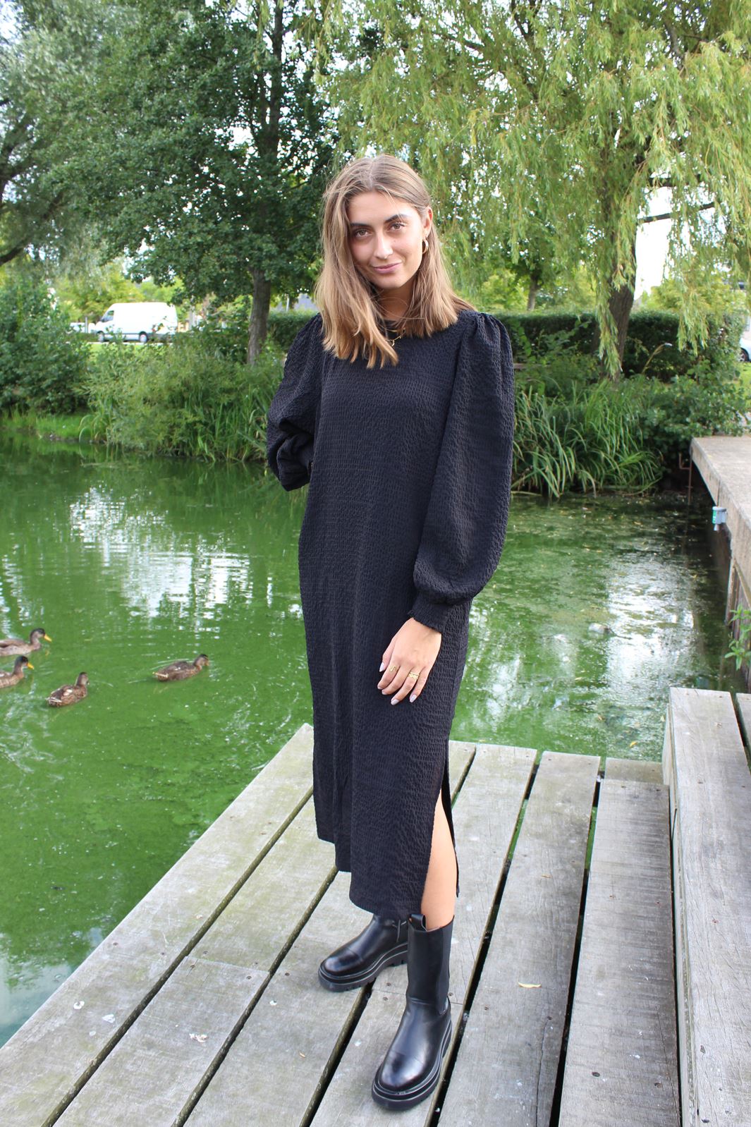 Forudbestilling - LIBERTÉ - Ena Ls Dress - Black (Start/Midt December) Kjoler