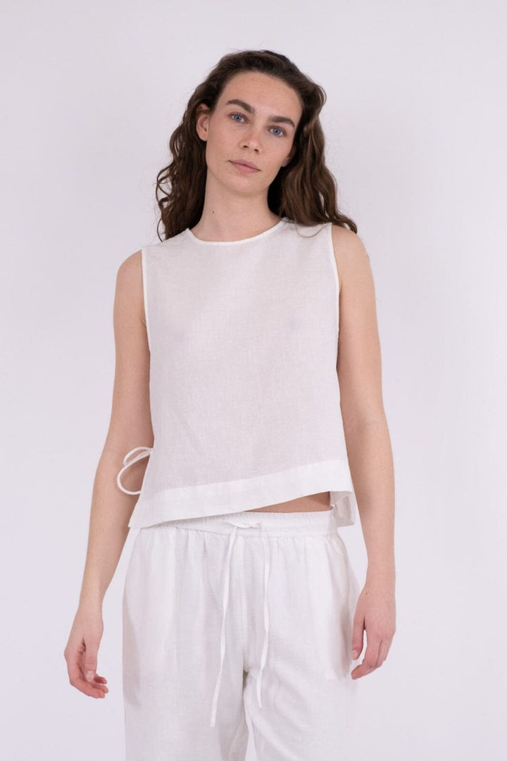 Forudbestilling - Neo Noir - Svetlana Linen Top - White (Maj) Toppe