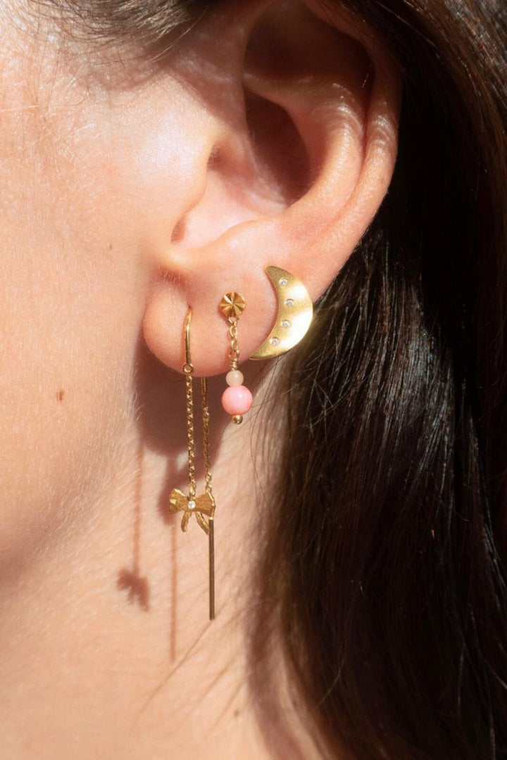 Forudbestilling - Stine A - Petit Bow Double Chain Earring - Single - 1353-02 Øreringe