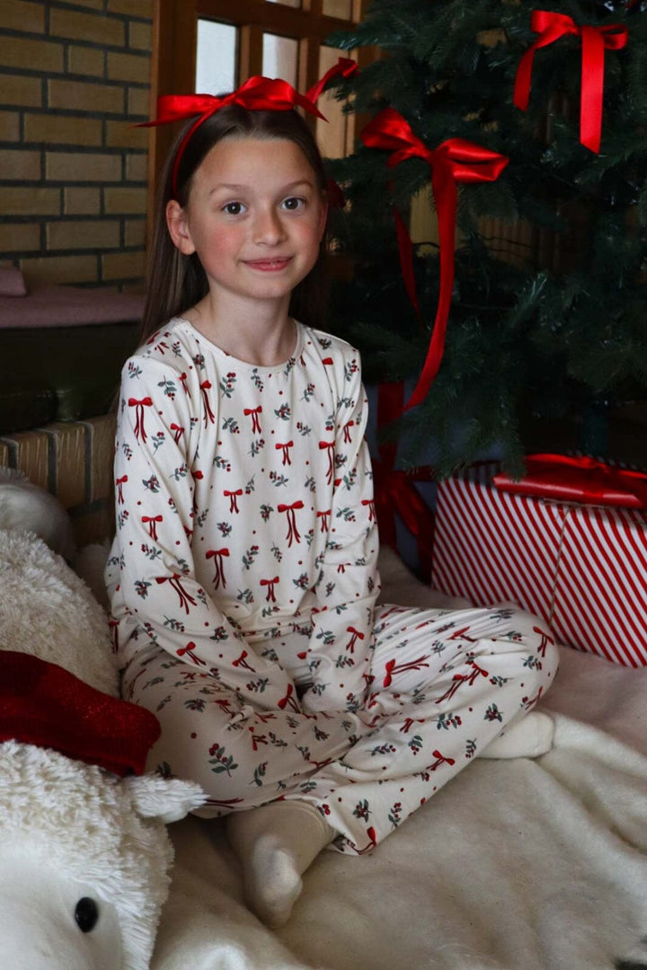 Liberte Ami - Alma-Pants (Kids) 9600 - Red Bow Creme