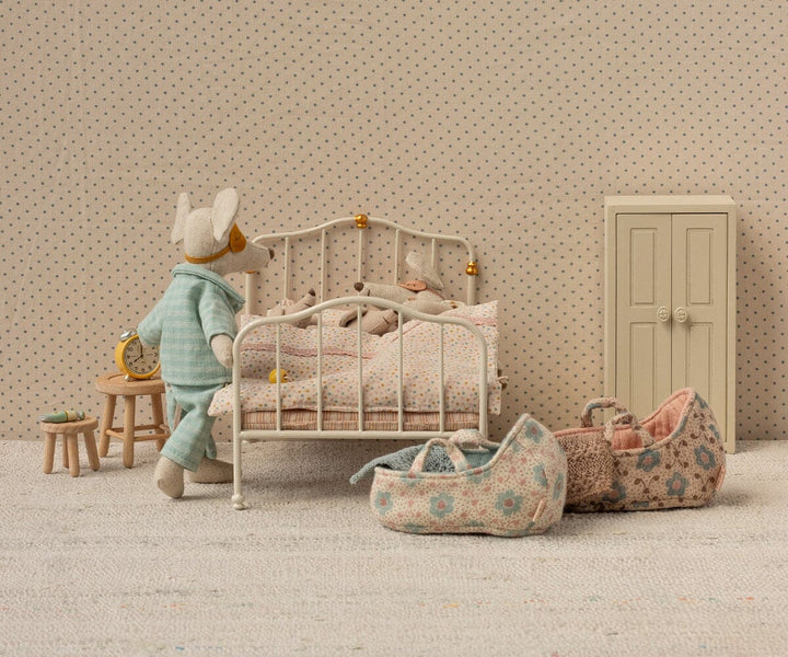 Maileg - Babylift, Baby Mus - Rosa - Baby Mouse Legetøj
