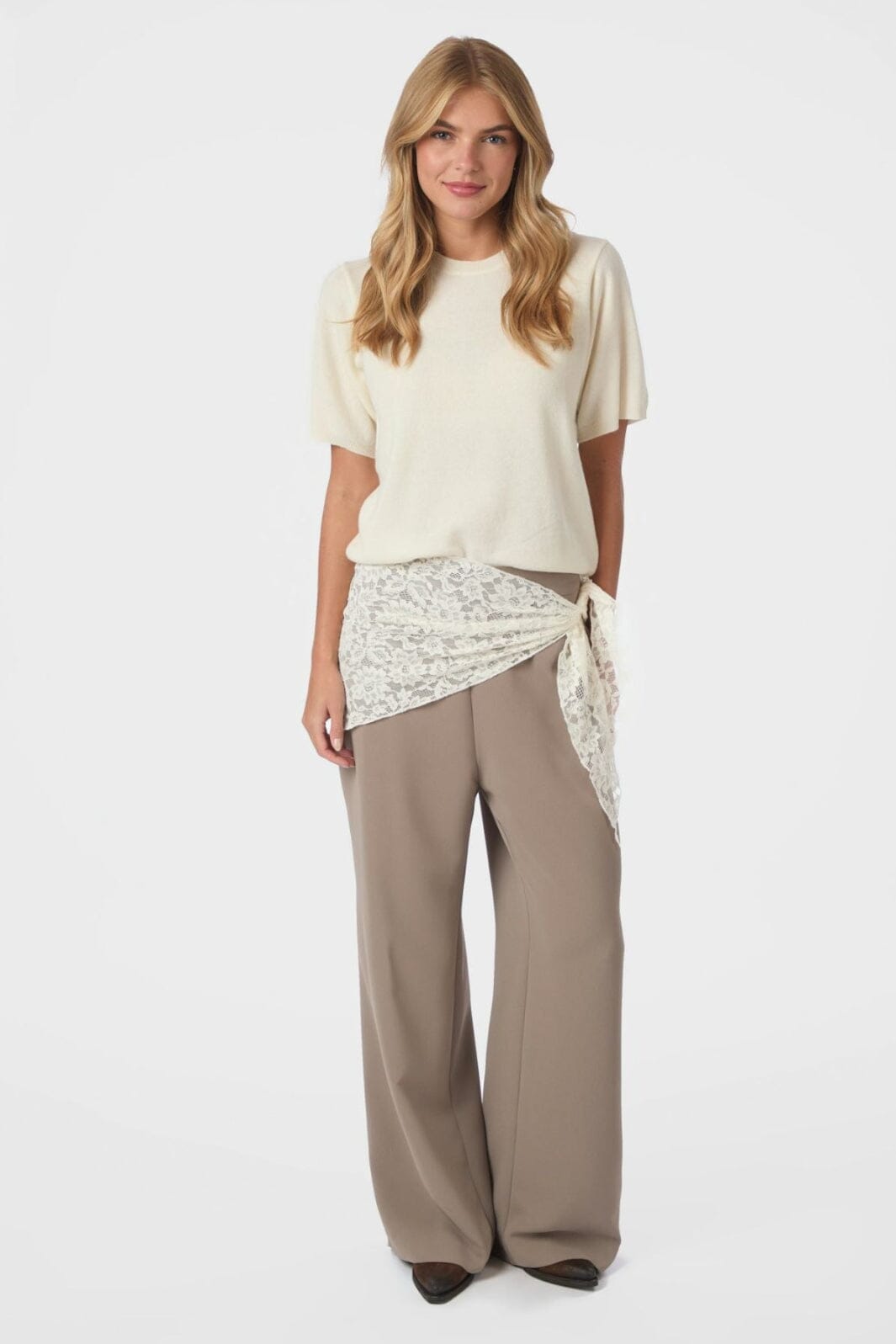 Neo Noir - Serina Lace Scarf 168194 - 122 - Creme Tørklæder