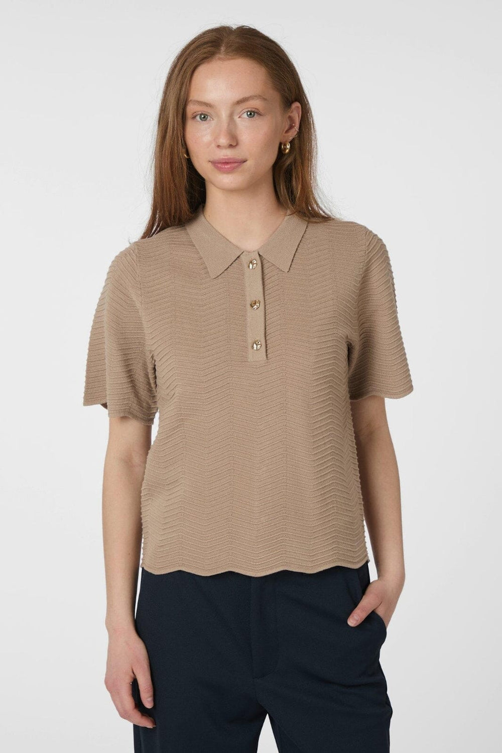 Neo Noir - Soko Wave Knit Tee 164605 - 125 - Dark Sand