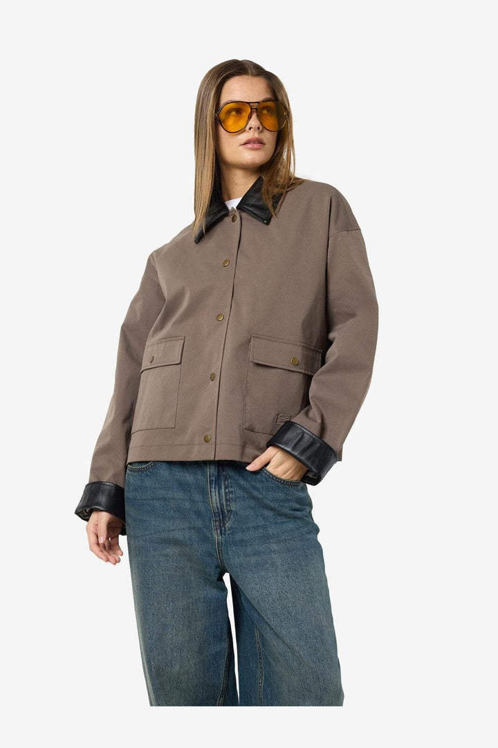 Noisy May - Nmnora Pu Collar Jacket Dd - 4788717 Morel Black