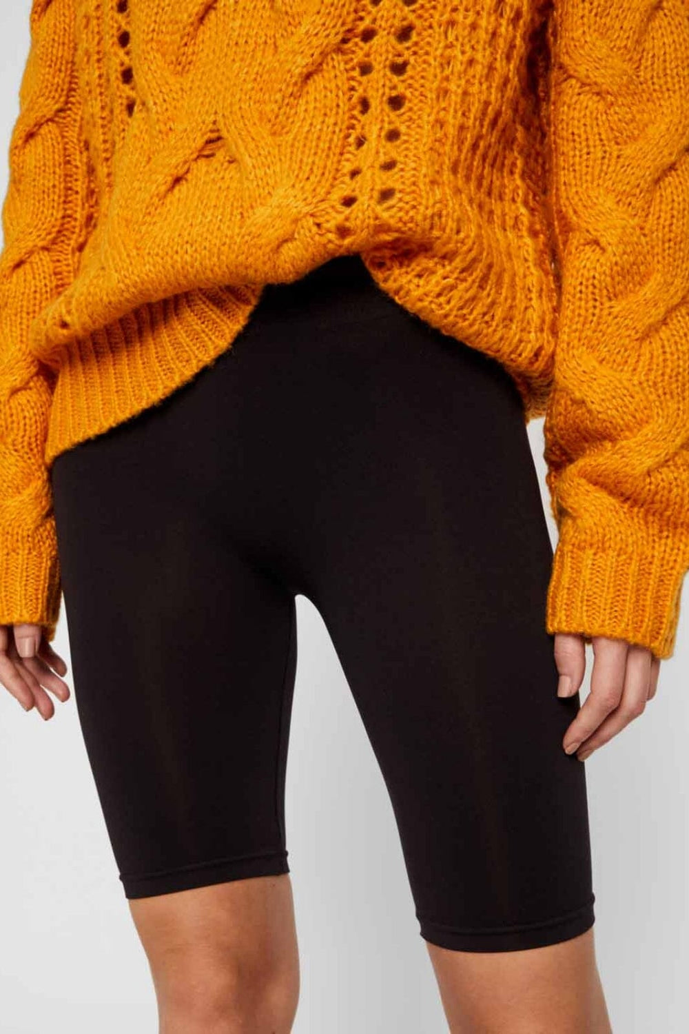 Pieces - PcLondon Shorts - Black Shorts