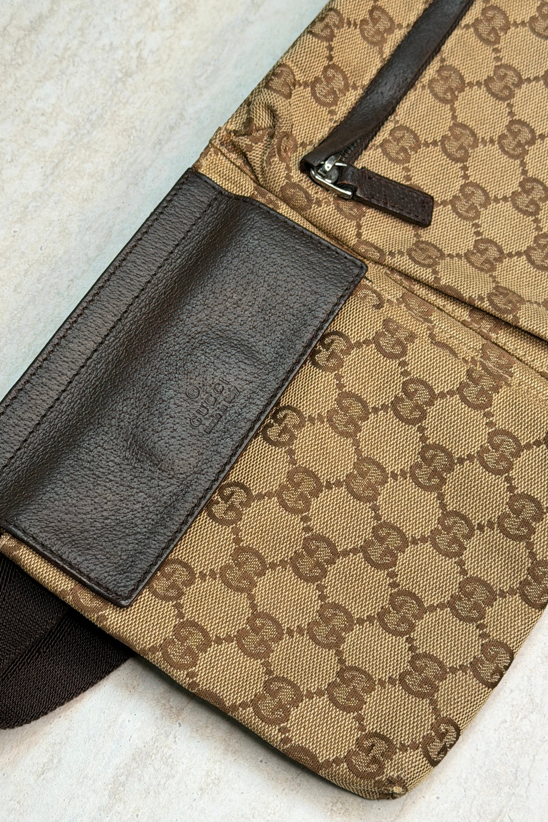 Preloved Vintageline x Molly&My - Vintage Gucci Bumbag 3 - Brown