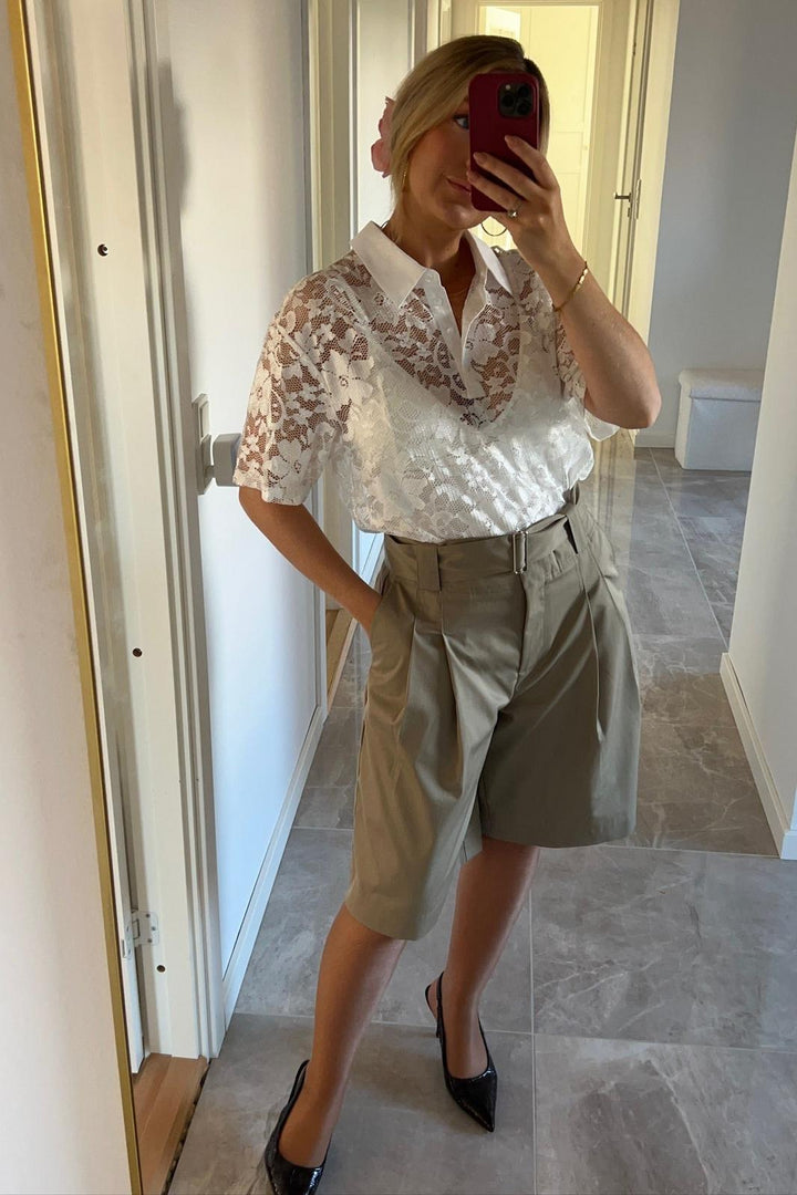 Dear Molly -  Bermuda Shorts - Khaki