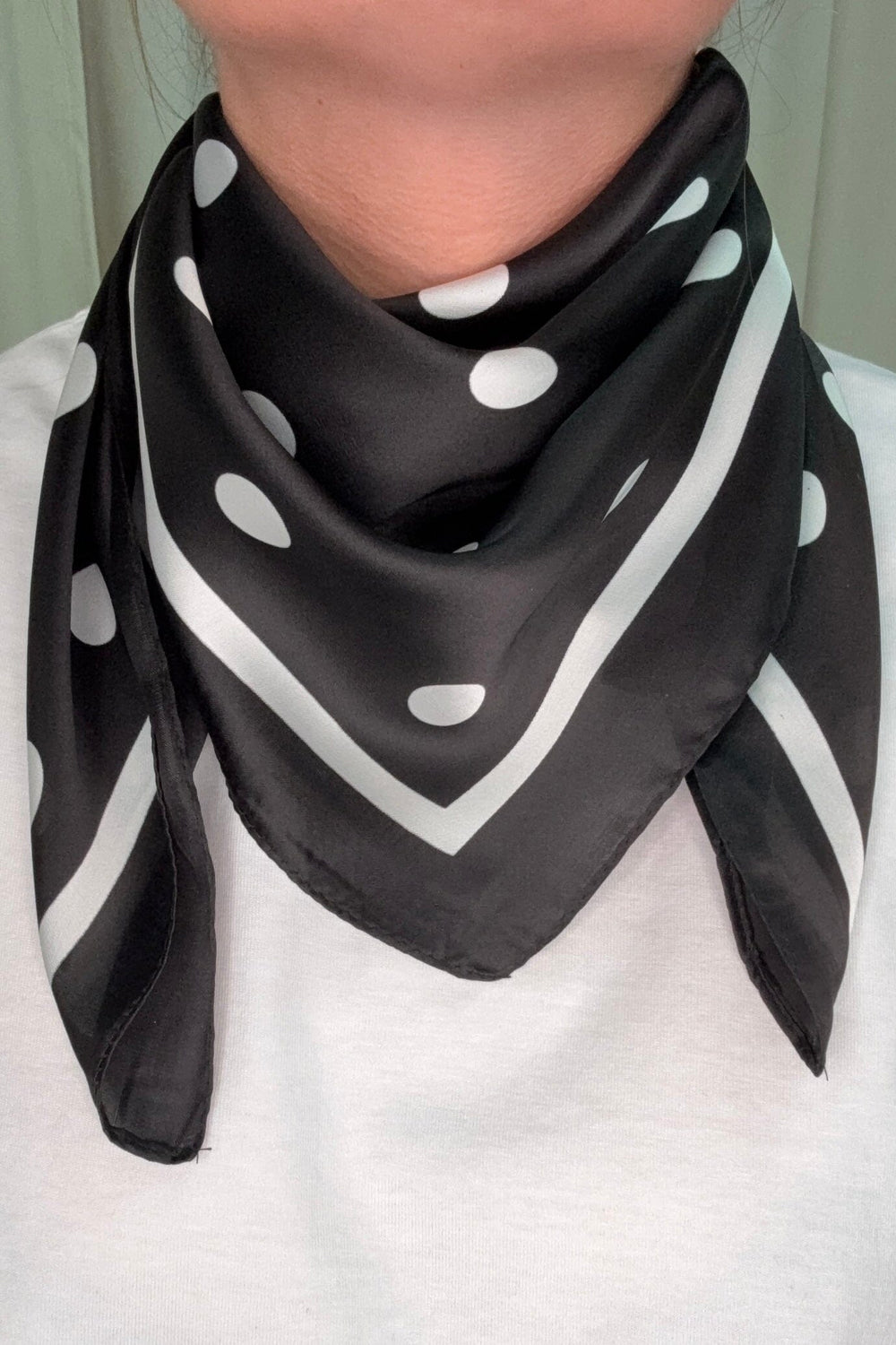 A-bee - Elin Scarf - Black Tørklæder 