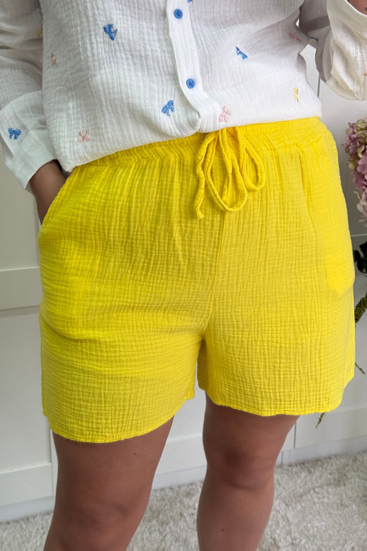 A-bee - Nelly Shorts - Yellow Shorts 