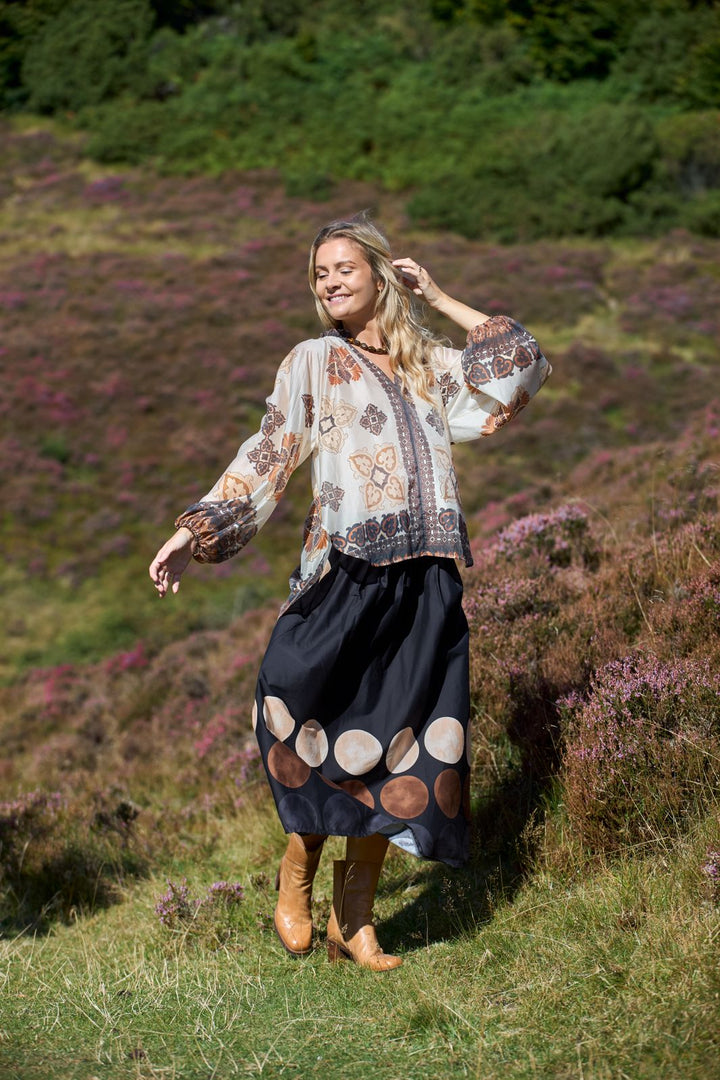 Black Colour - Bchayley Blouse 41014 - Creme