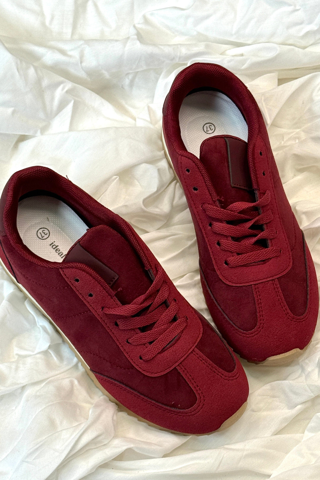 Bloom - Buttercup Sneakers - Burgundy Sneakers 