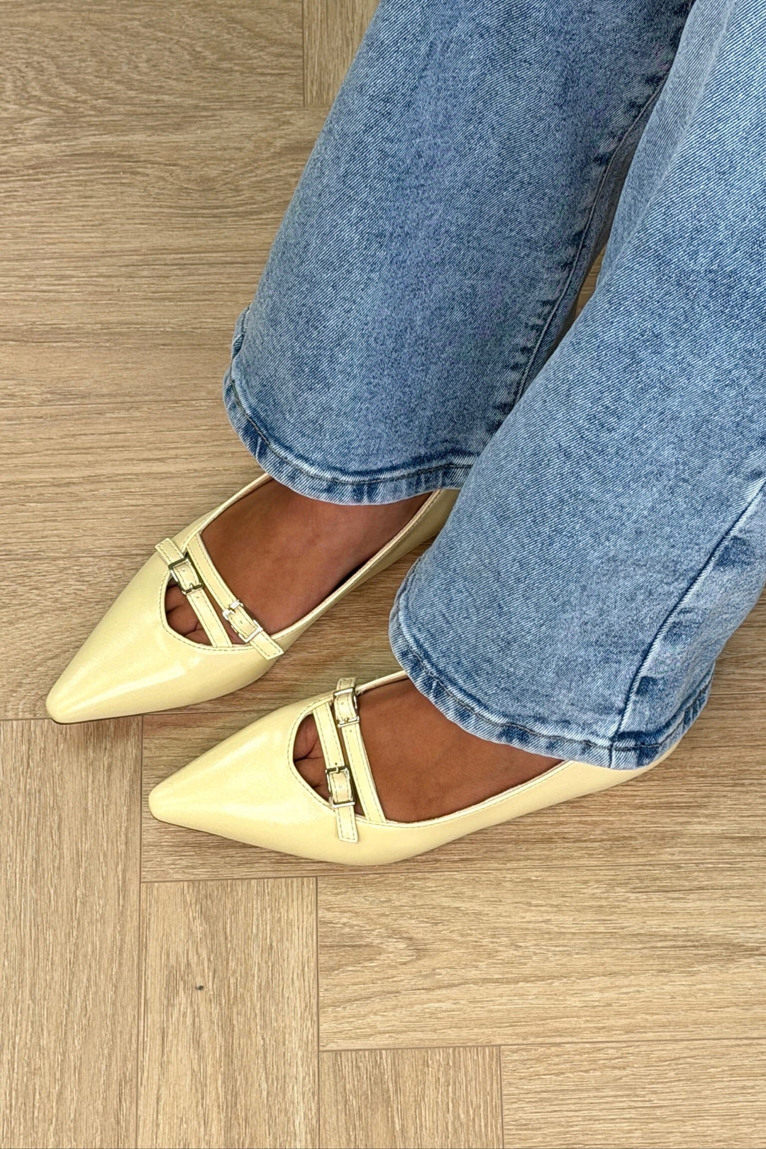 Bloom - Galanthus Ballet Flats - Light Yellow Ballerinaer 