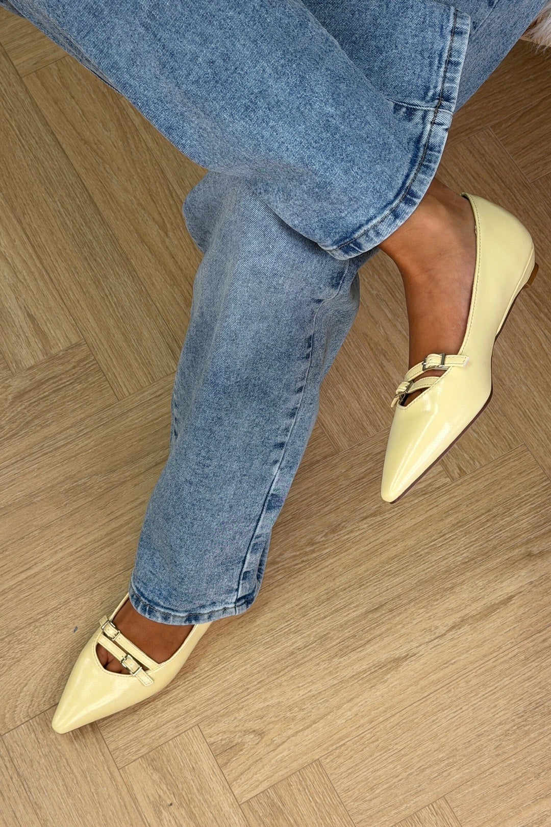 Bloom - Galanthus Ballet Flats - Light Yellow Ballerinaer 