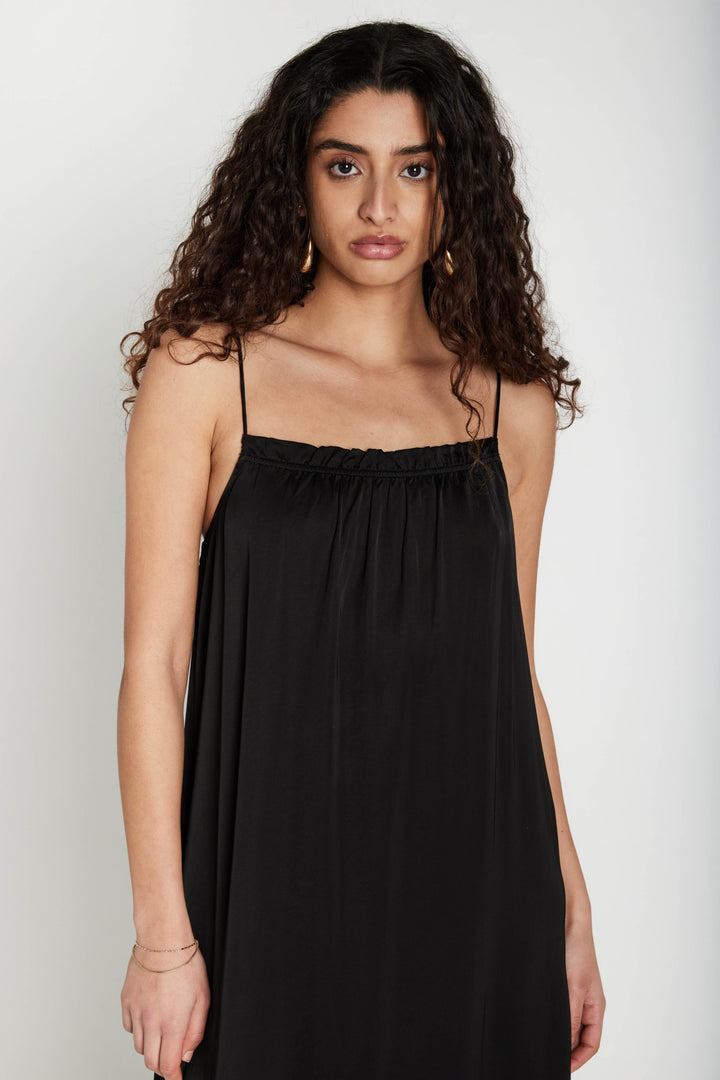 Bruuns Bazaar - Korthalsiabbtora Dress BBW4965 - Black Kjoler 