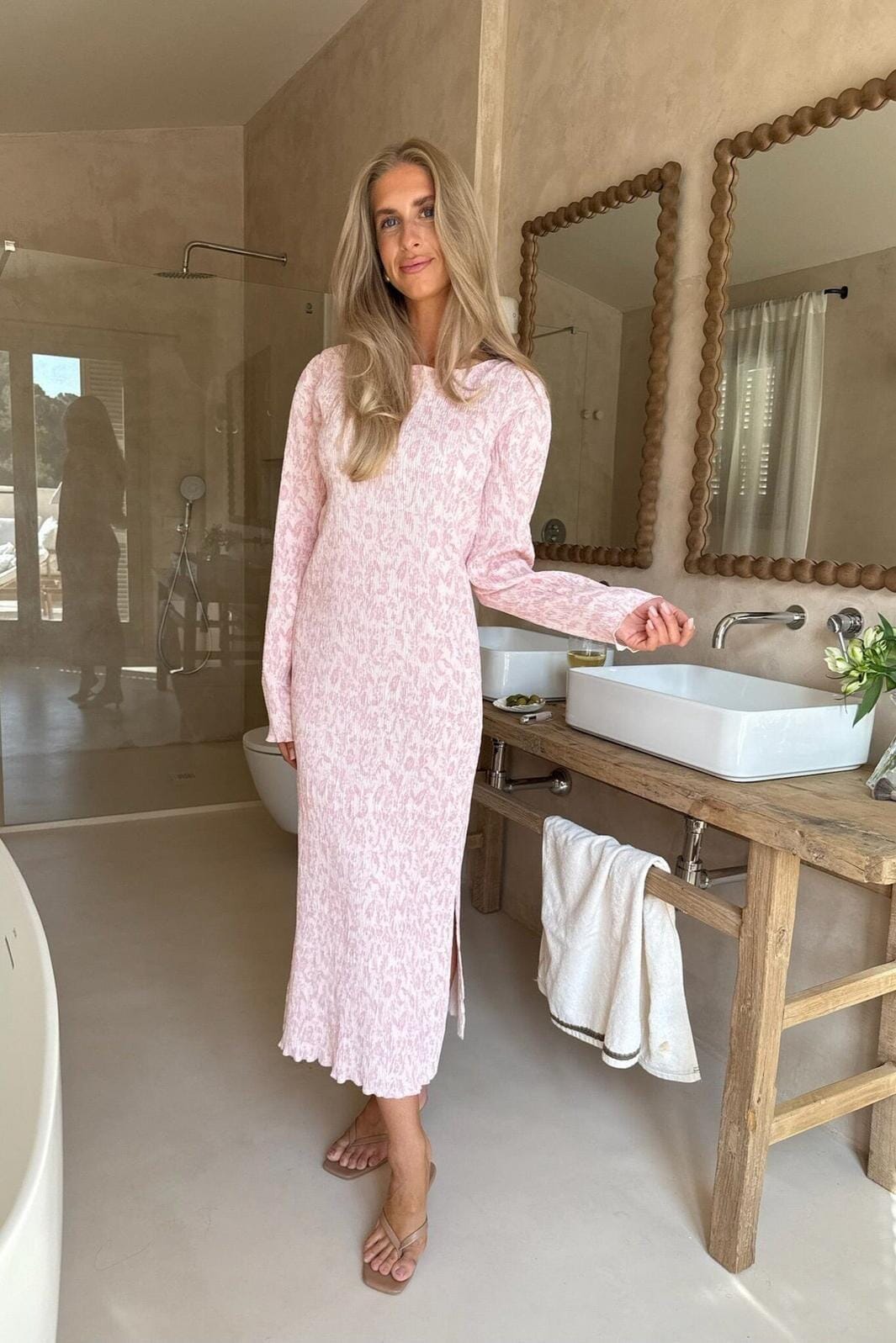 BYIC - Odaic Dress A1015 - Light Pink Floral Kjoler 