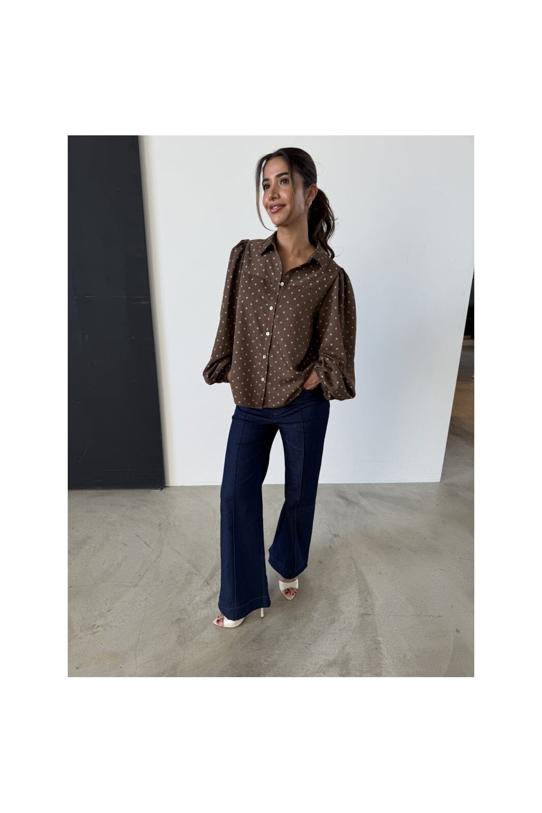 Continue - Alicia Dot L/S 15046 - Brown