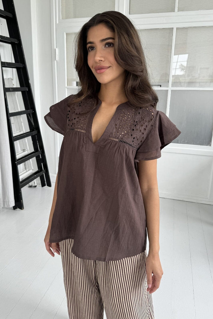 Continue - Christel Solid 14923 - Brown