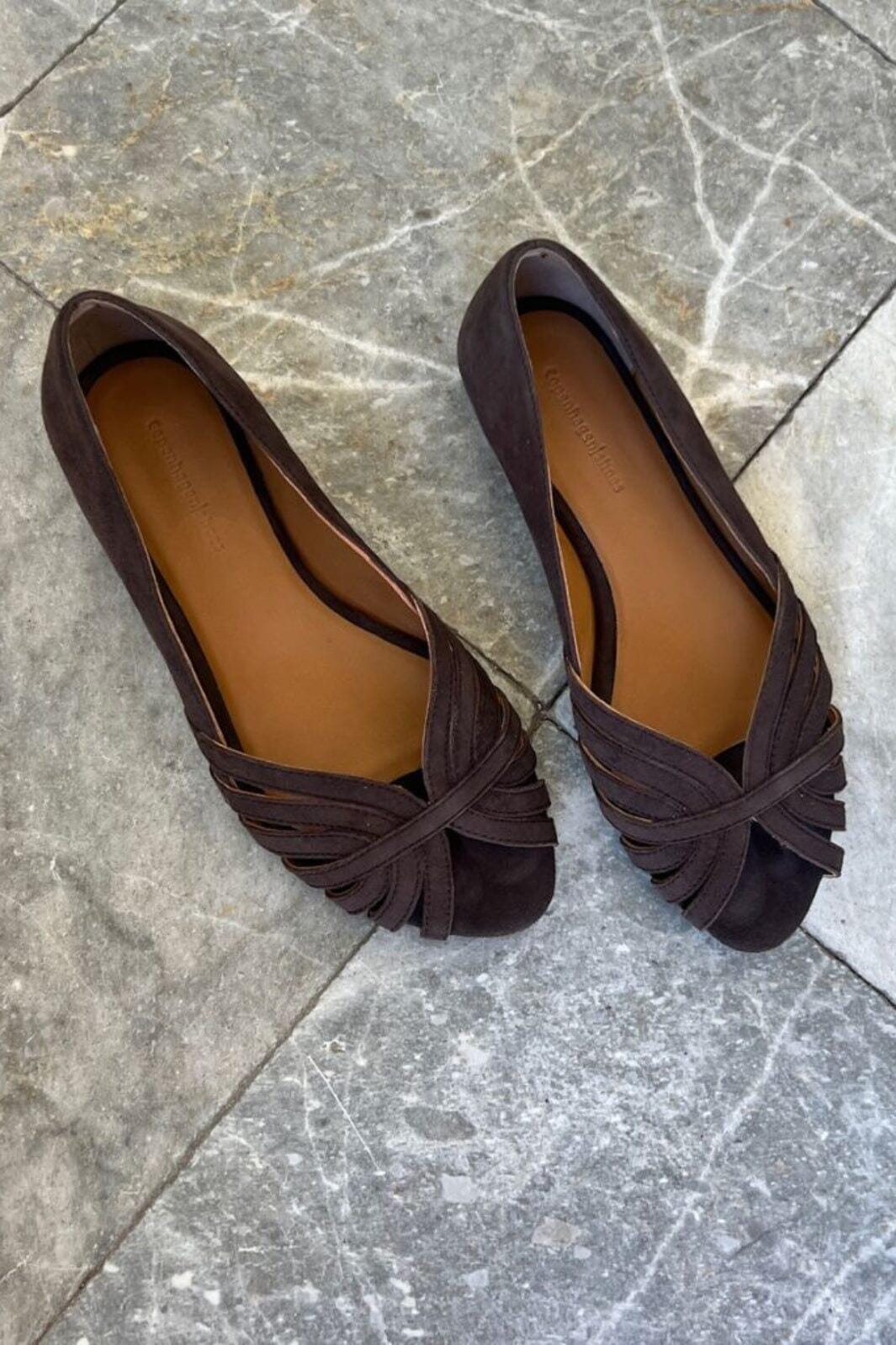 Copenhagen Shoes - Passionate Suede CS8567 - 004 - Dark Brown Ballerinaer 