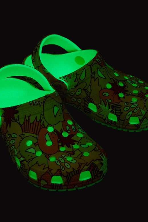 Crocs - Clsc Glow Monster Camo Clog T Glt 213968 - 7Es - Glow-Light Sandaler 
