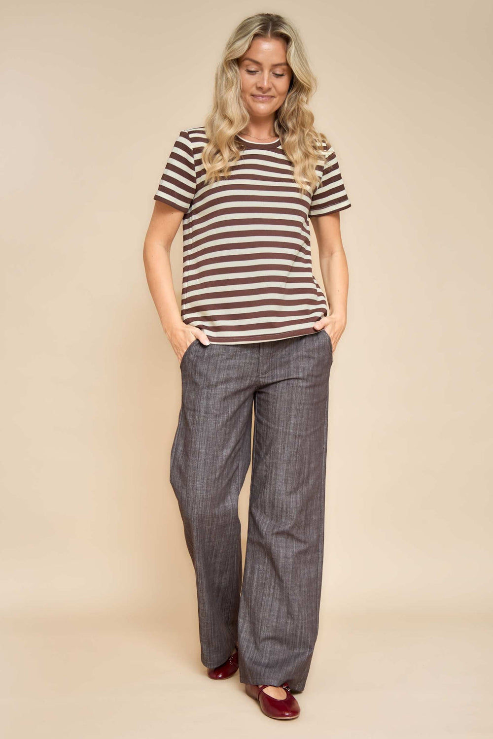 Black Colour - Bcmissy Ss Tee 40926 - Shirts - Coffee