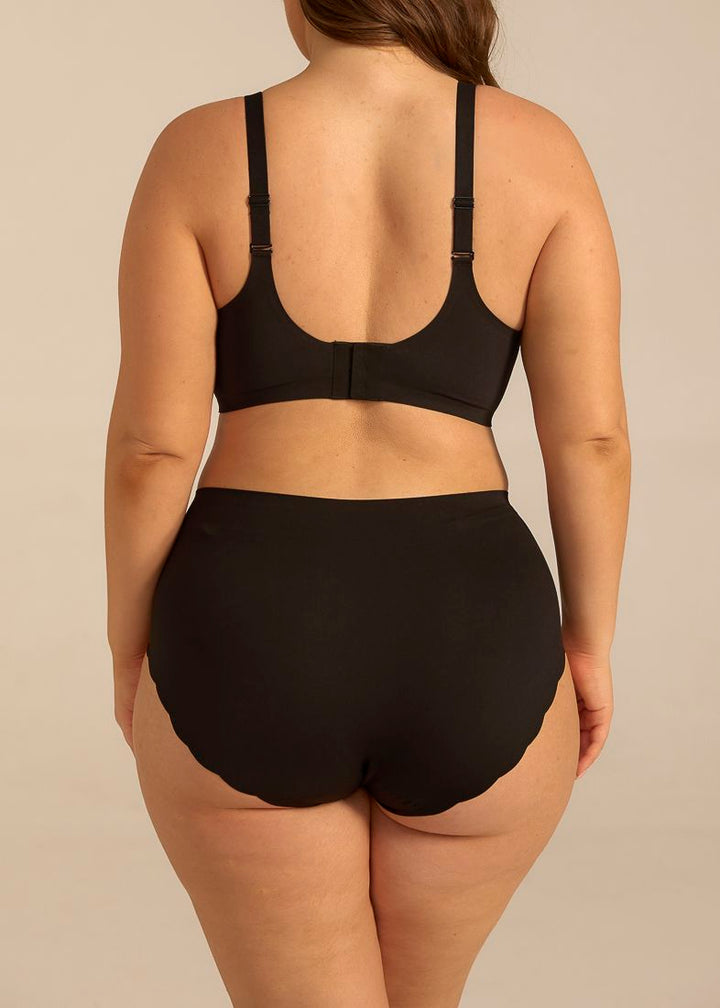 Femifemme - Invisible Highwaist Maxi Trusser - Sort Trusser 