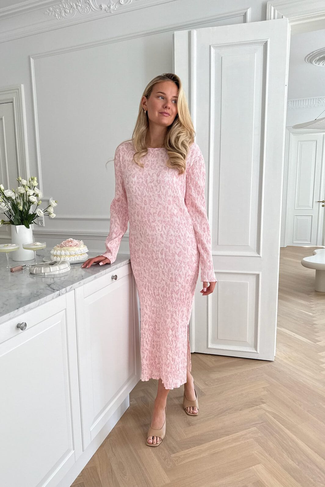 BYIC - Odaic Dress A1015 - Light Pink Floral