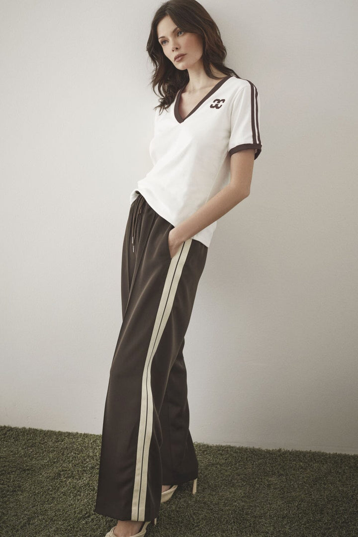 Forudbestilling - Co´Couture - Edgecc Stripe V-Tee 33161 - 1183 - Offwhite Mocca T-shirts 