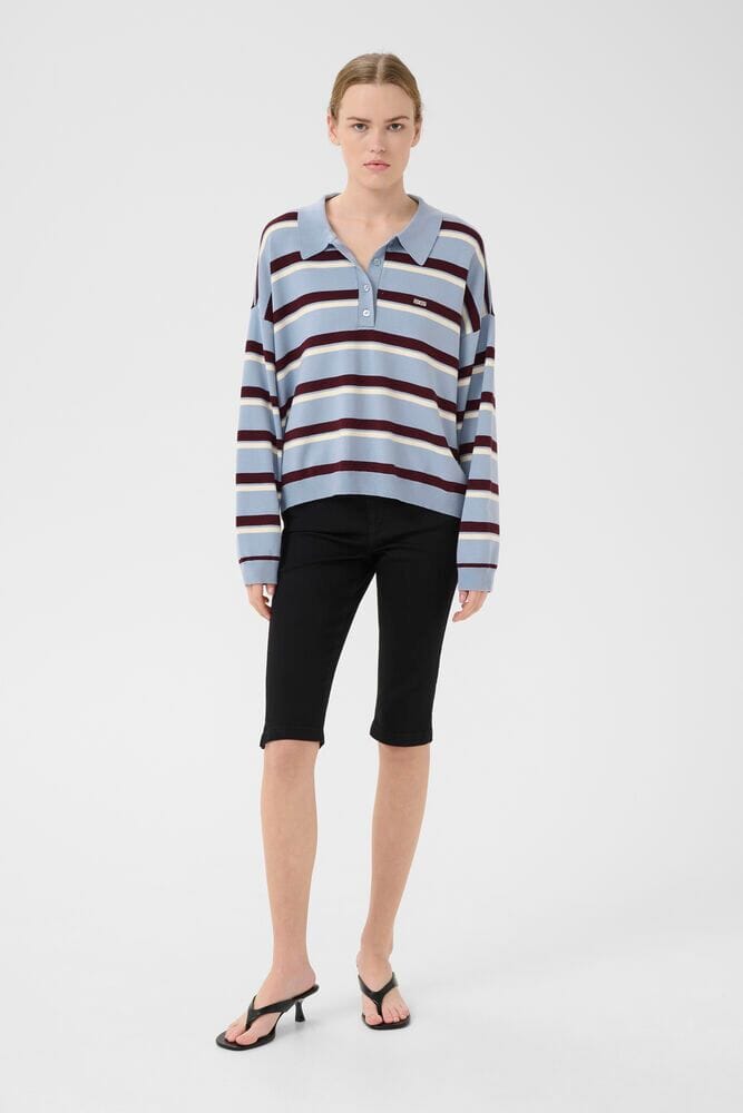 Forudbestilling - Gestuz - Gztaia Polo Pullover 10910693 - 108877 - Grey Blue/Aronia/Egret Strikbluser 