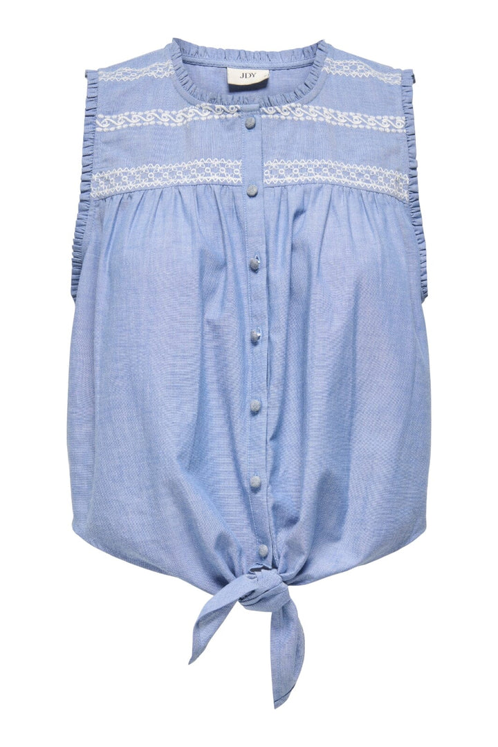 JDY - Jdybella S/L Emb Knot Shirt - 4951536 Faded Denim Cloud Dancer Embroidery