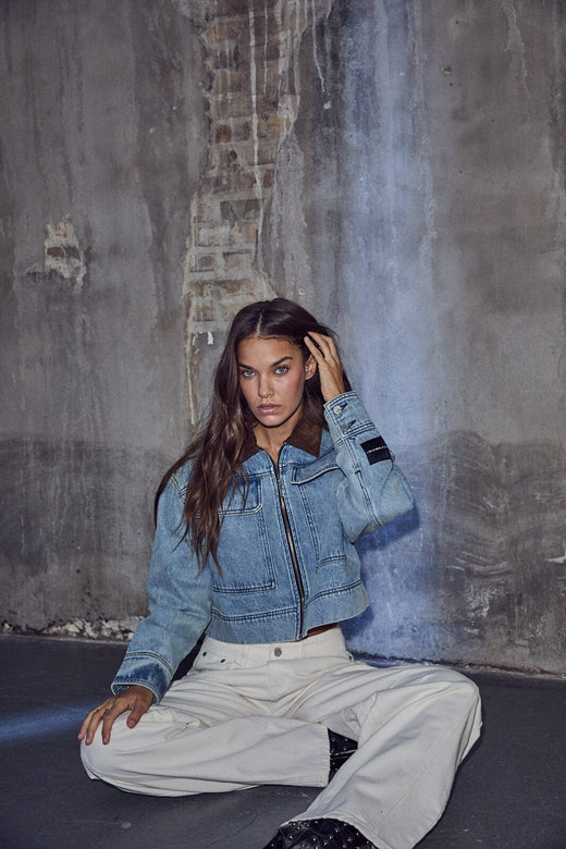 Haute L'Amitié - Meliza Crop Denim Jacket HL10492 - Denim Blue Jakker 