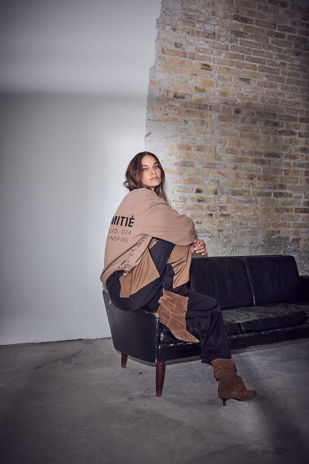 Haute L'Amitié - New Studio Tie Sweat HL10714 - Walnut Sweatshirts 