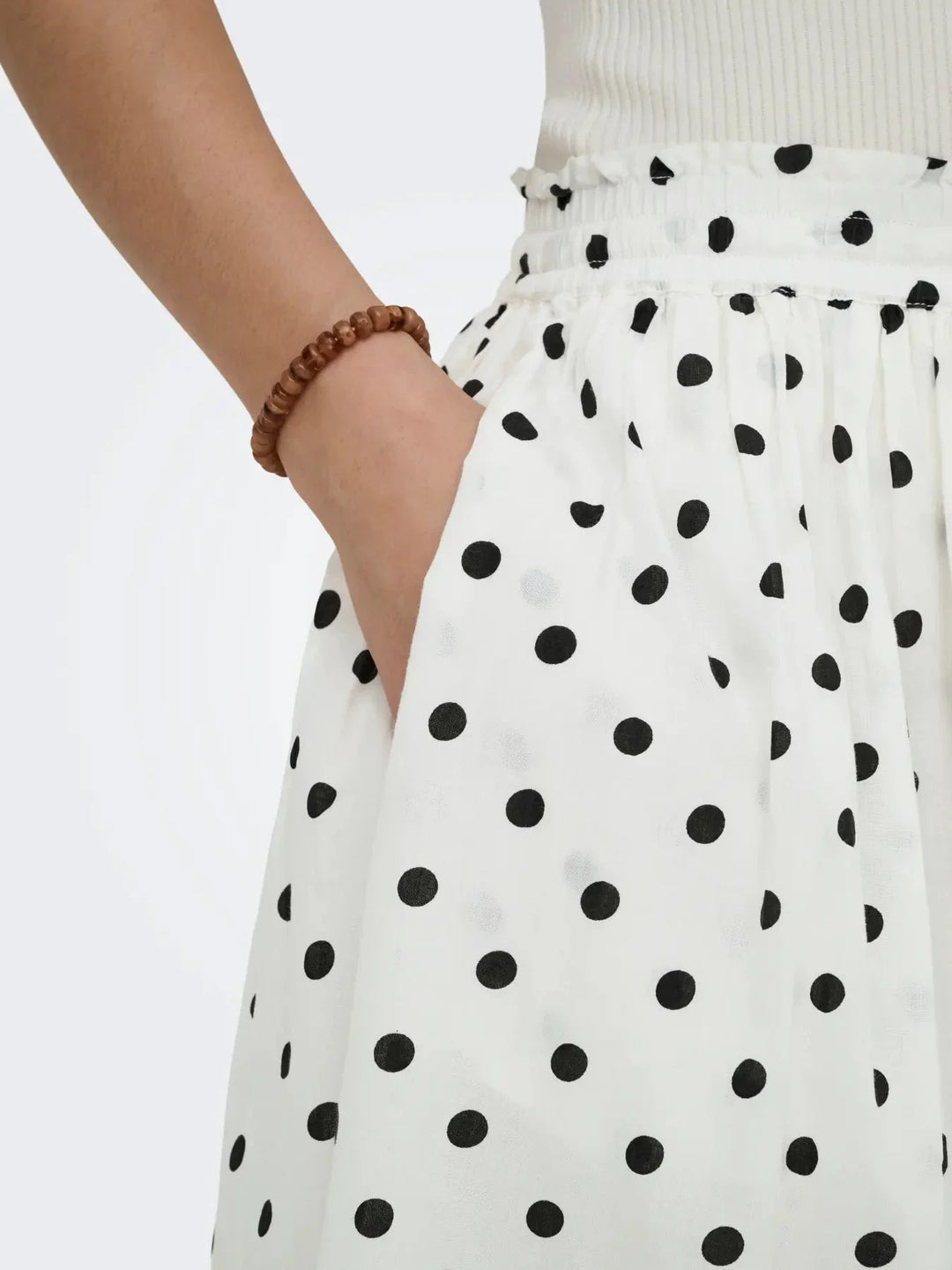 JDY - Jdydiego Maxi Skirt - 5040496 Cloud Dancer Black Dot Nederdele 