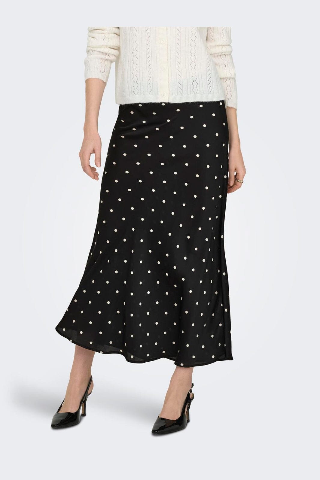 JDY - Jdyhailey Satin Midi Skirt - 5083222 Black Ecru Dots