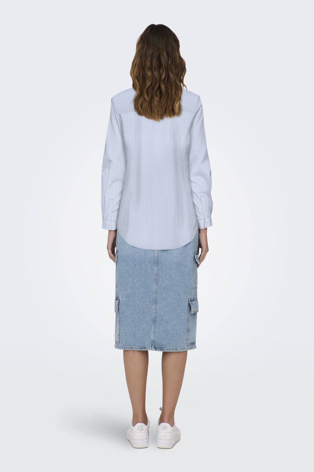 JDY - Jdymio L/S Embroidery Shirt - 4957240 Cashmere Blue Small White - Teddy Embr