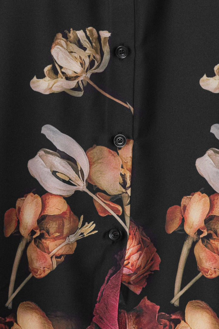 Karmamia - Joseph Shirt 2163 - Black Blossom Skjorter 