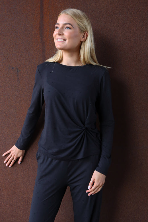 Liberte - Alma-Ls-Twist-Tshirt 22148 - Black Black Simili T-shirts 