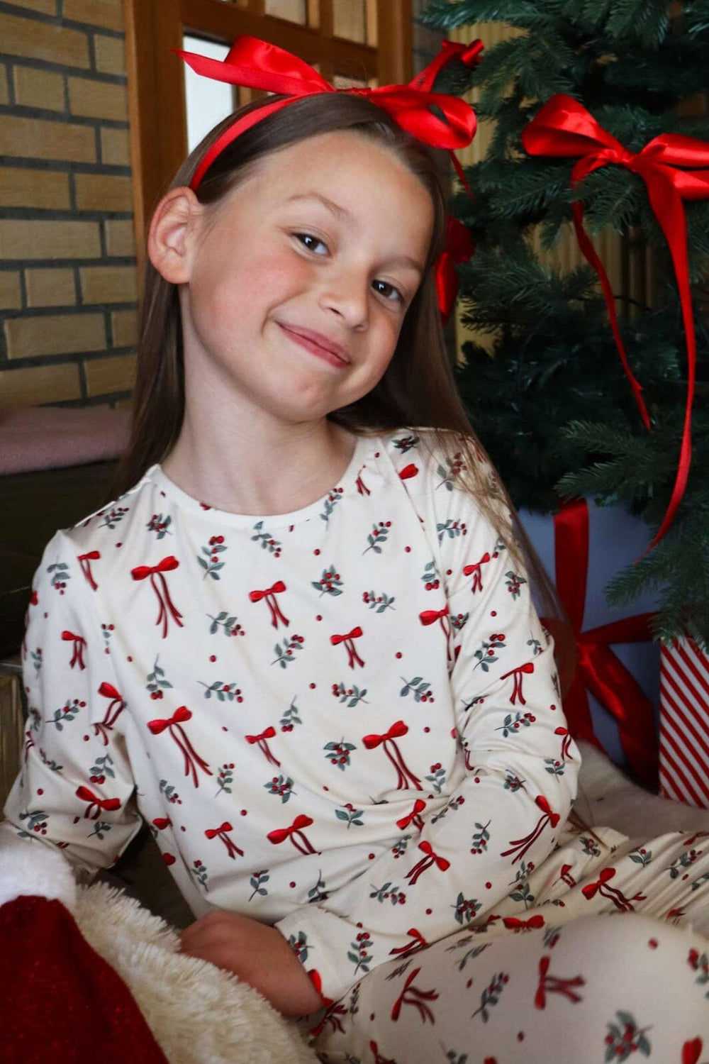 Liberte Ami - Alma-Ls-Tshirt-Kids 9659 - Red Bow Creme