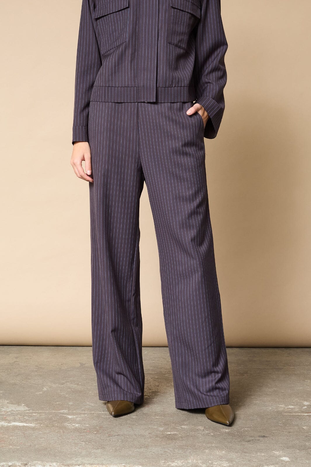 Love & Divine - Love1024-57 19483 - 402 - Blue Pinstripe Bukser 