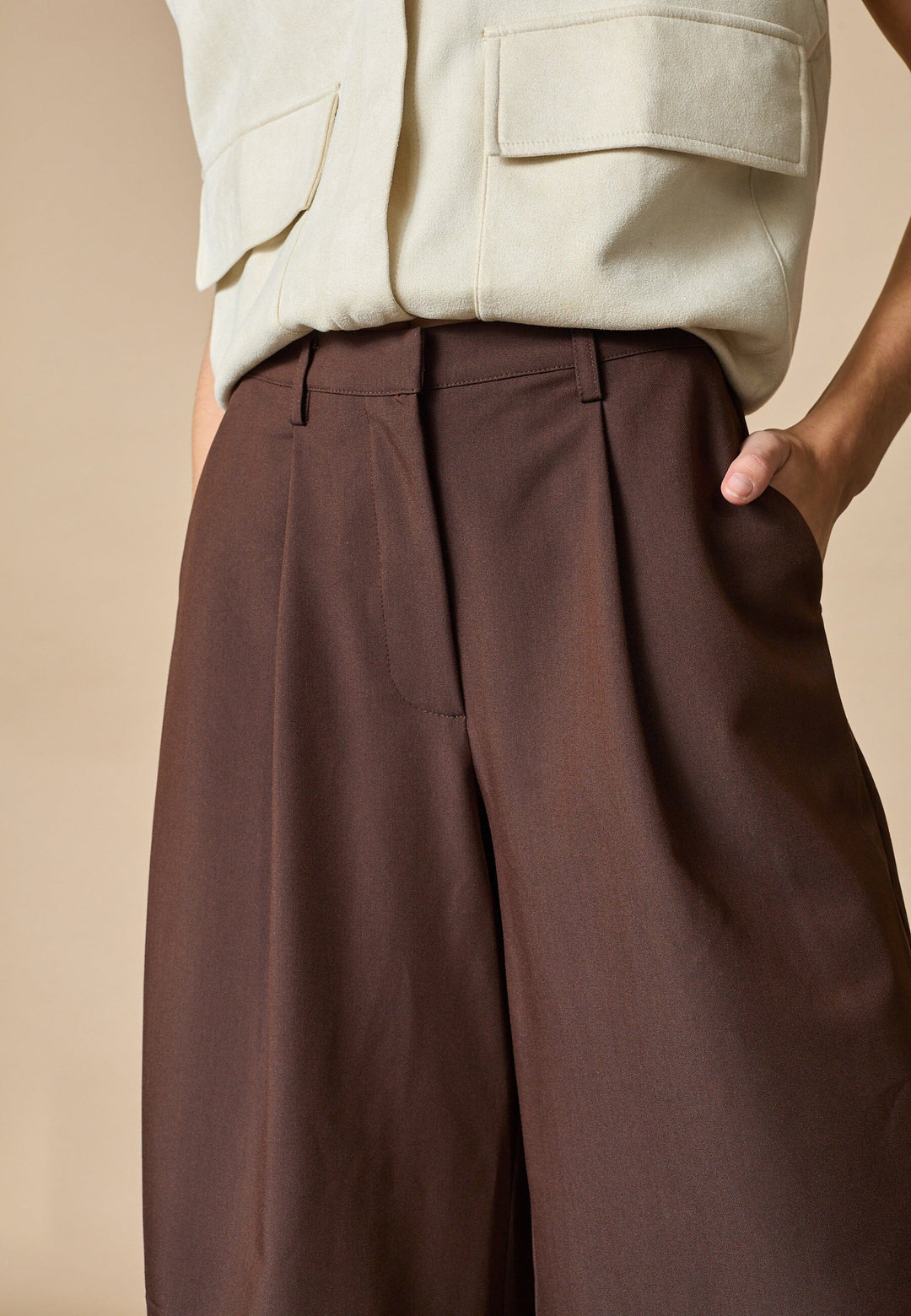 Love & Divine - Love1297 18519 - 222 - D. Chocolate Shorts 