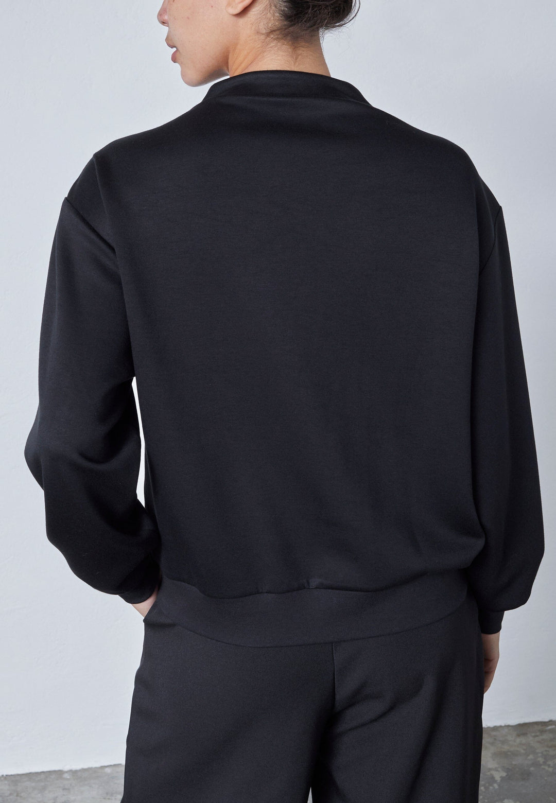 Love & Divine - Love1410 19153 - 000 - Black Sweatshirts 