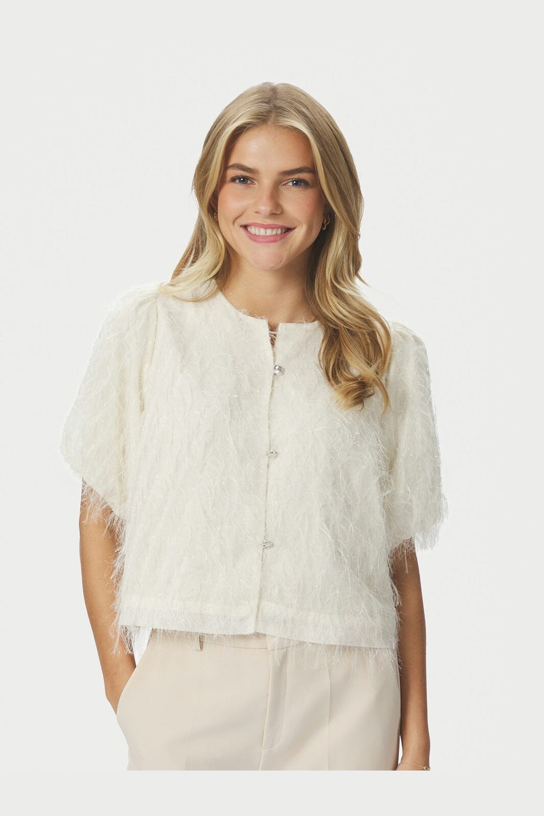 Neo Noir - Aisa Frilly Blouse 167582 - 122 - Creme