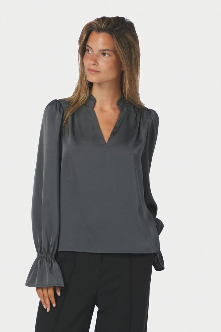 Neo Noir - Amara Drapy Satin Blouse 171105 - 132 - Antracit