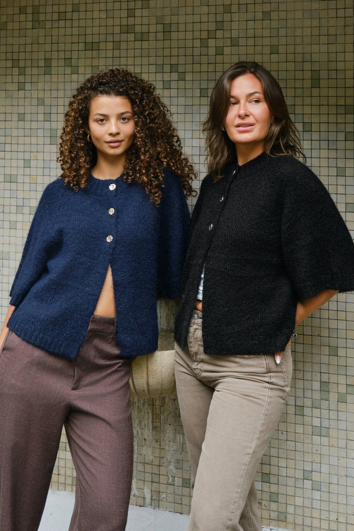 Neo Noir - Benuta Fluffy Knit Cardigan 165816 - 100 - Black Cardigans 