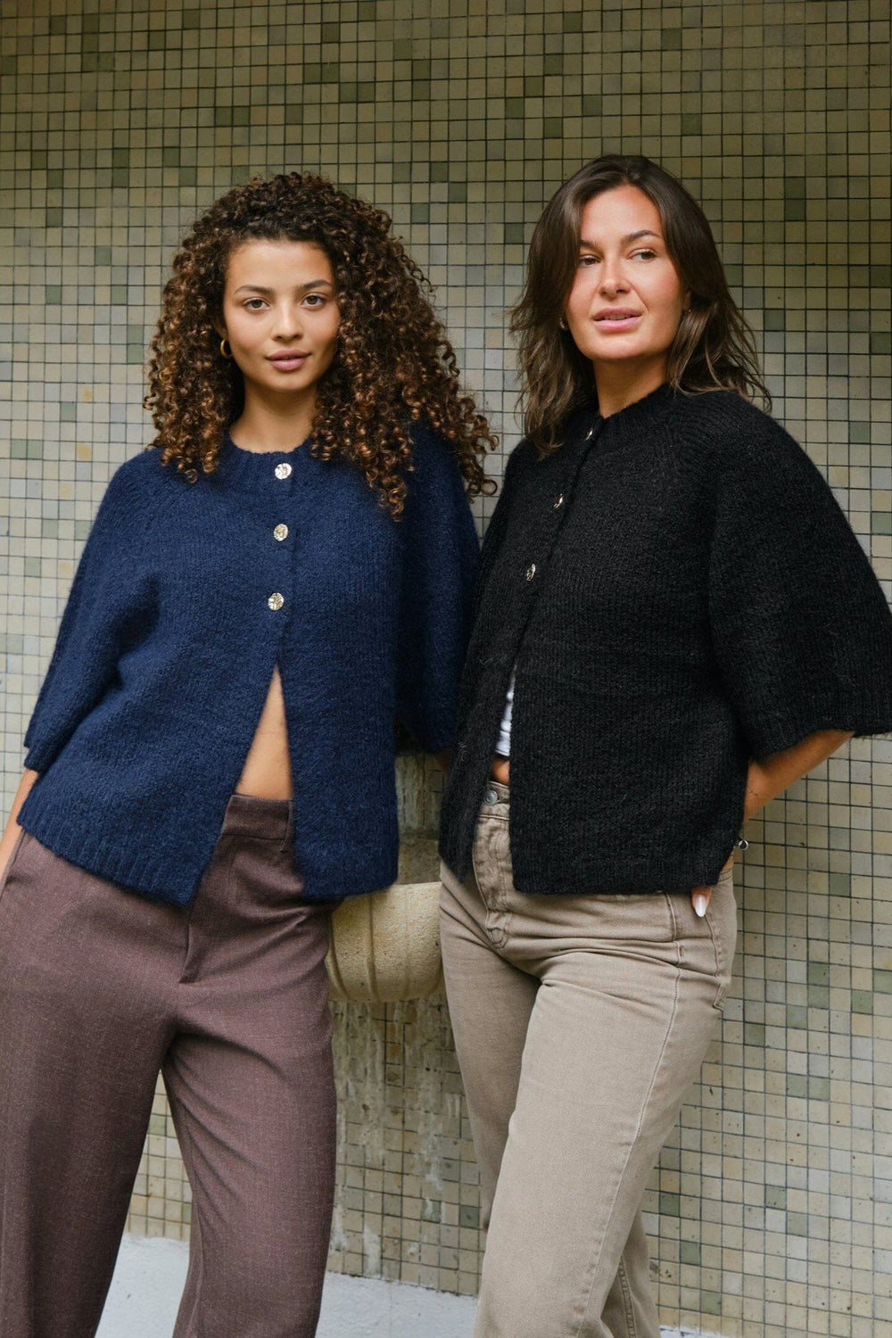 Neo Noir - Benuta Fluffy Knit Cardigan 165816 - 100 - Black Cardigans 