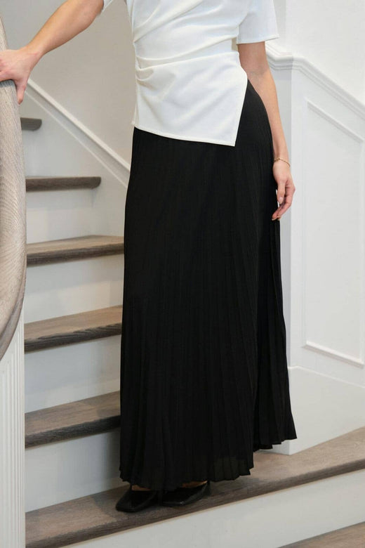 Neo Noir - Boni Simple Plisse Skirt 166495 - 100 - Black Nederdele 