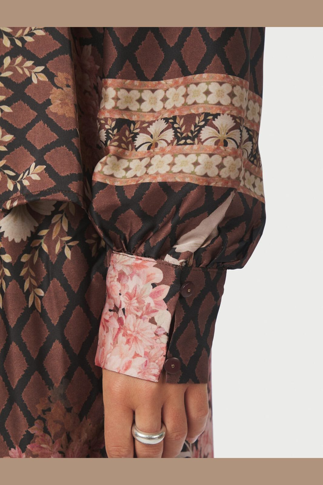 Neo Noir - Massima Botanical Border Blouse 167029 - 100 - Black