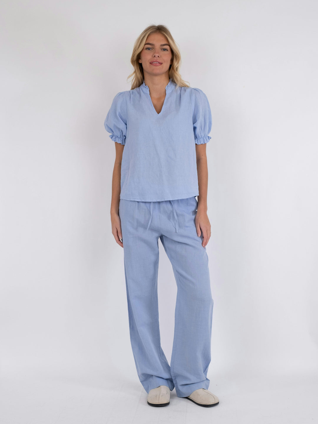 Neo Noir - Odesa Linen Blouse - Light Blue